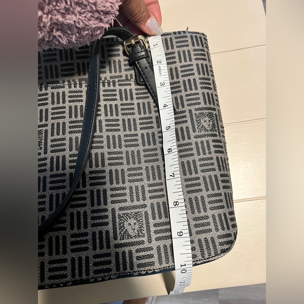 Ann Klein Tote Bag - Picture 5 of 7